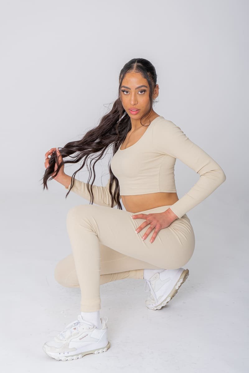 Ensemble crop top legging beige côtelé - Cinelle Paris, mode femme tendance