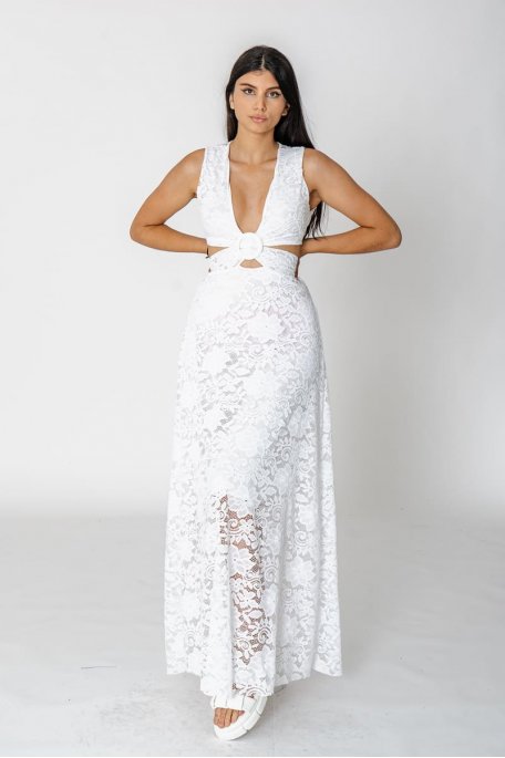 Sleeveless long dress in white openwork lace