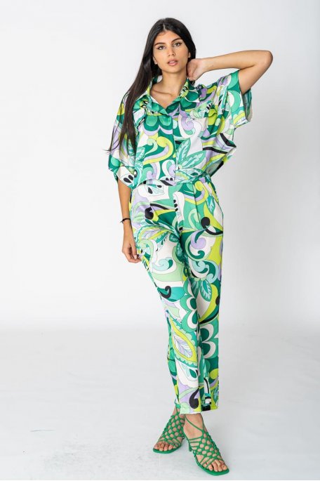 Patterned set short shirt green pants