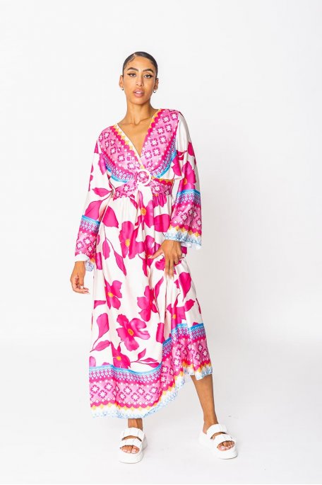 Robe longue style kimono fleurie ajourée rose