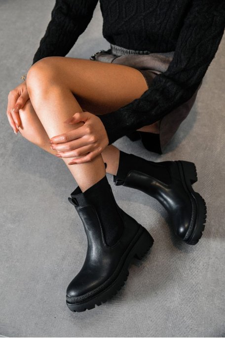 Black imitation leather chelsea boots