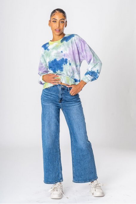 Weite blaue Jeans