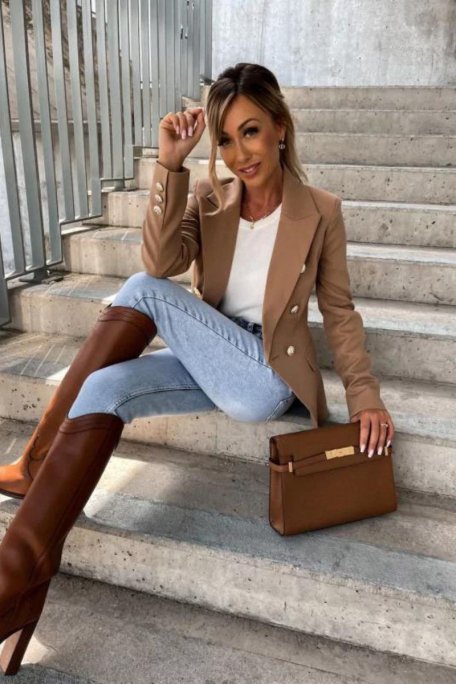 Blazer cintré boutons officier camel