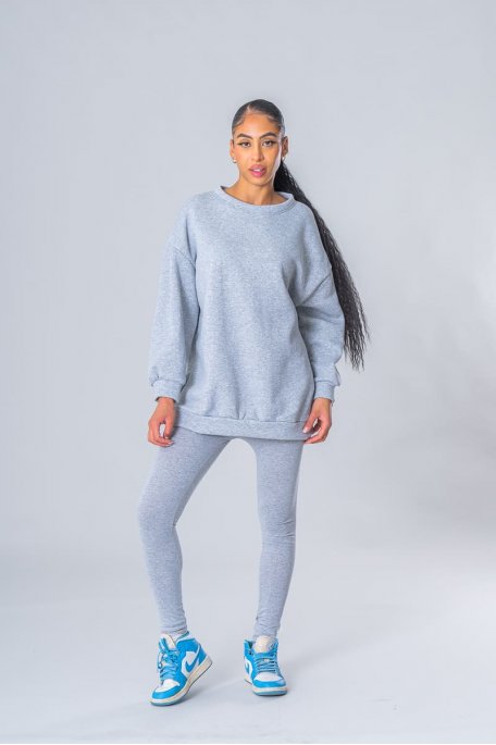 Set aus weitem Sweatshirt und Leggings in grau