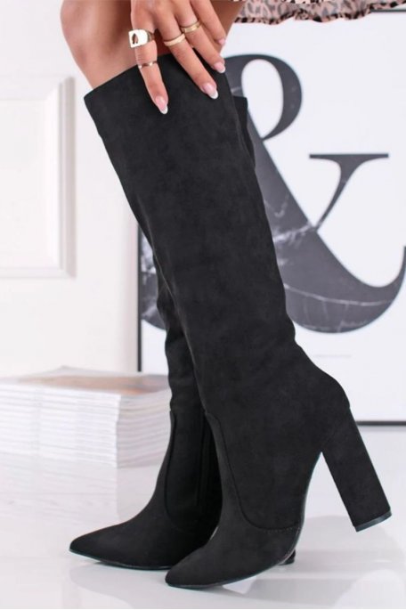 Stiefel in Wildlederoptik schwarz