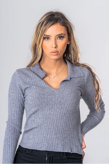 Pullover mit Polokragen und Ausschnitt grau