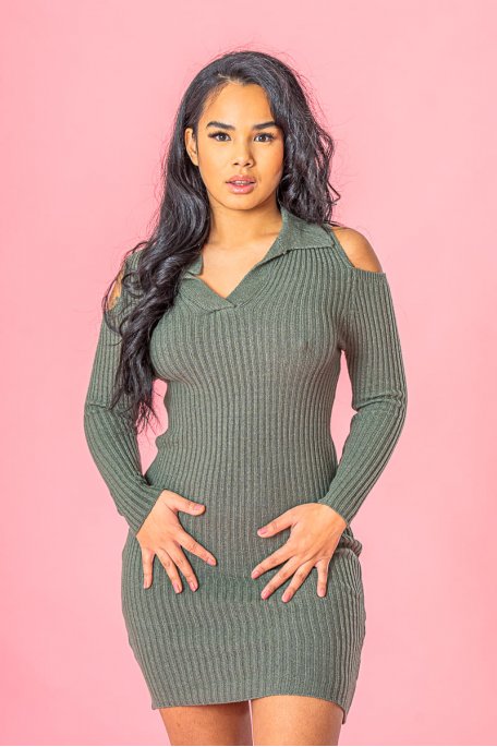 Geripptes Kleid mit freien Schultern khaki