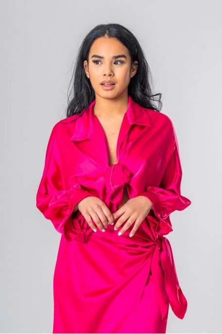 Chemise satinée manches bouffantes à nouer rose