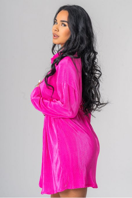 Robe chemise courte plissée ceinturée rose