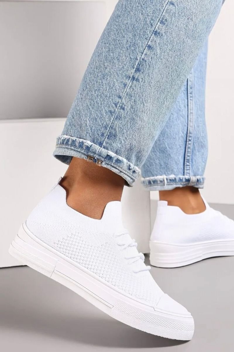 Baskets blanches effet chaussette à lacets - Cinelle Paris, mode femme  tendance