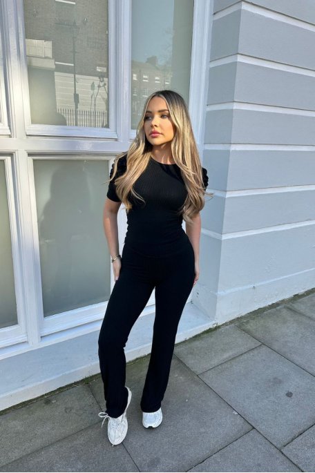 Top set with black draped effect sleeves