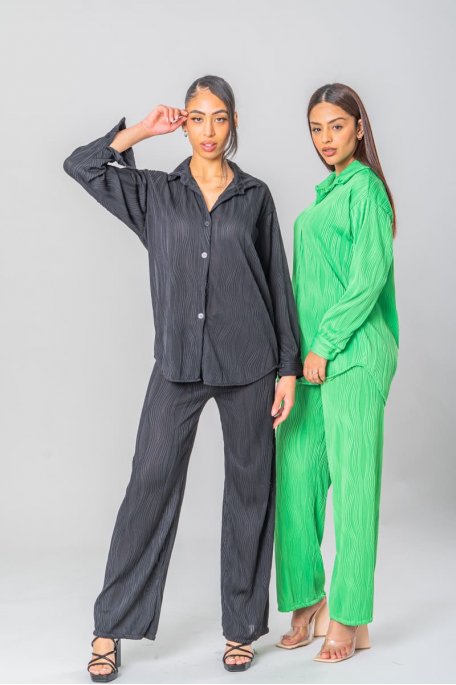 Black wave pattern shirt set