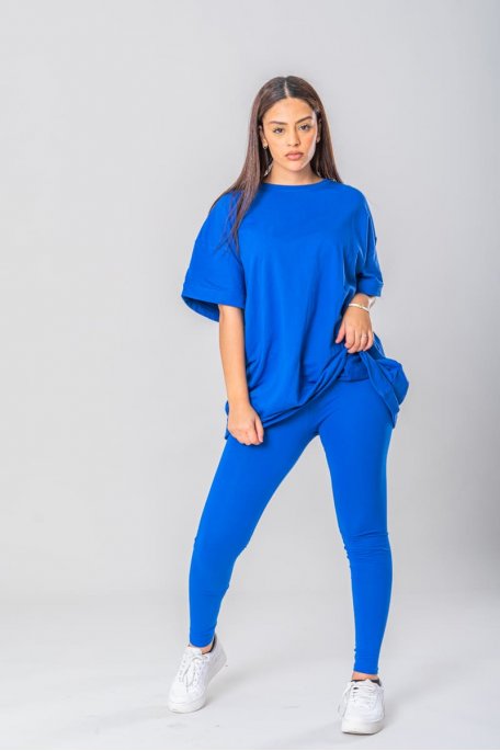 Ensemble tee-shirt oversize et legging bleu
