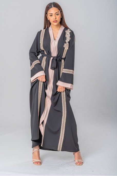 Two-tone embroidered black belted caftan