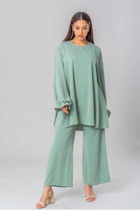Large blouse and green flowing pants set