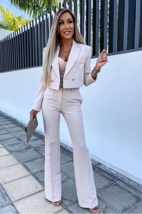 Ensemble crop top blazer pantalon évasé beige