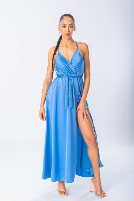 Langes Kleid aus Satin mit Ausschnitt Wickeloptik blau