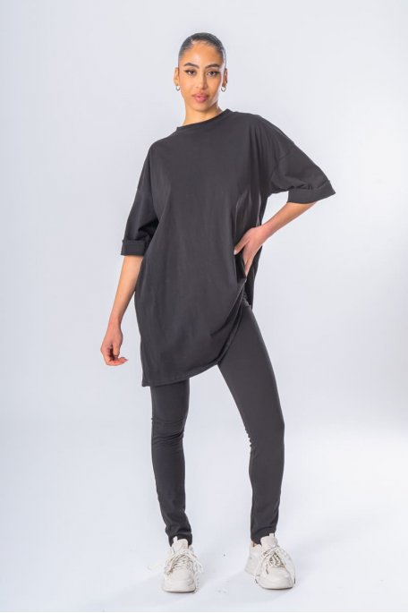 Ensemble tee-shirt ample legging noir