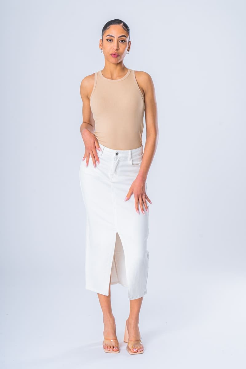 Jupe en jean mi-longue fendue blanc - Cinelle Paris, mode femme tendance