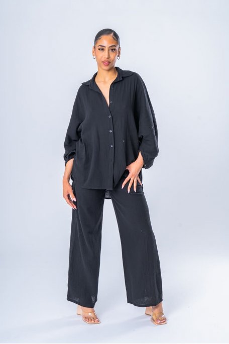 Oversize-Set aus schwarzem Baumwoll-Gazehemd und -Hose