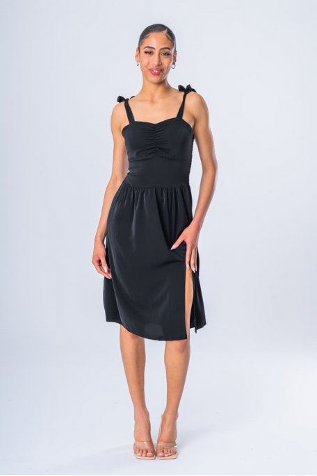 Robe mi-longue froncée fendue noir