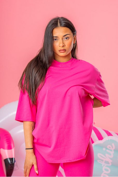 Set aus Radlerhose und rosa T-Shirt