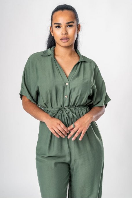 Short-sleeved jumpsuit with khaki shirt collar