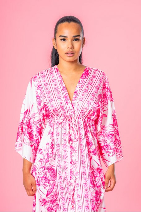 Robe longue style kimono motif fleuri rose