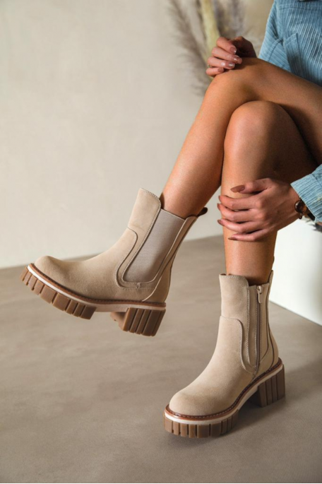 Beige thick-soled Chelsea boots