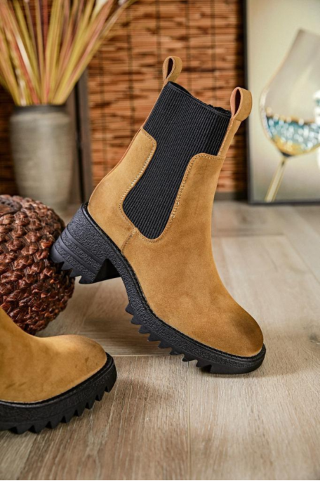 Bottines Chelsea bi-matière daim tissu à semelle crantée coloris Camel - Vue côté