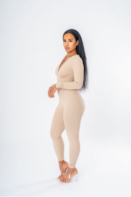 Gerippter Jumpsuit mit Reißverschluss beige