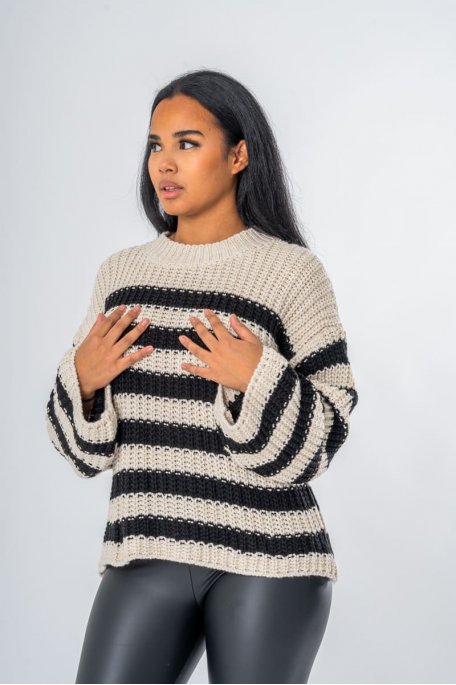 Pull col rond manches longues à grosse maille tressée et à motif rayé coloris beige - vue zoom détails