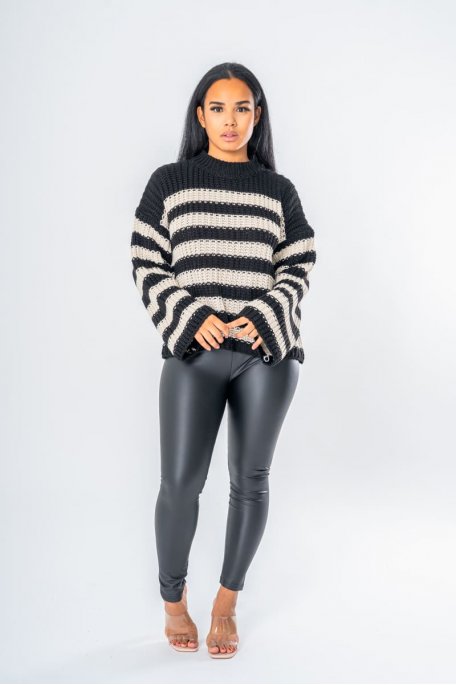 Pull col rond manches longues à grosse maille tressée et à motif rayé coloris noir - vue full look