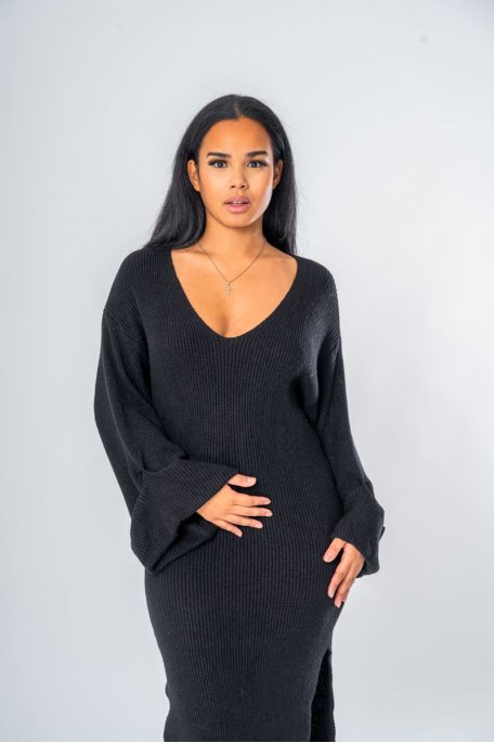 Robe longue manches amples retroussées coloris noir en maille - vue zoom