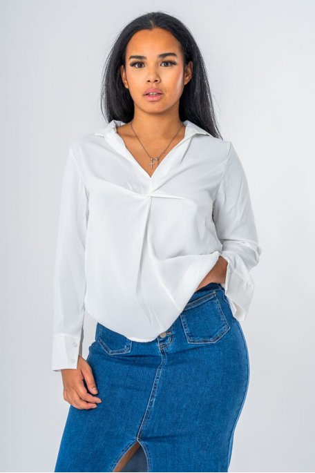 White twisted shirt collar flowing top