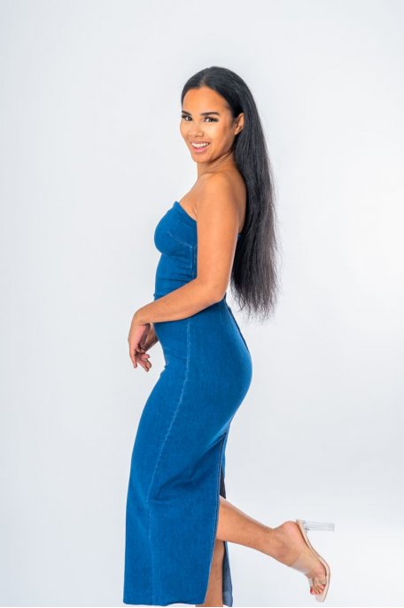 Long strapless dress in blue denim