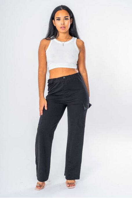 Straight cargo jogging suit with side pockets, black