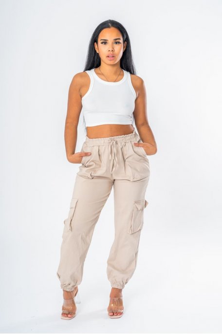 Cargohose mit elastischem Bund beige
