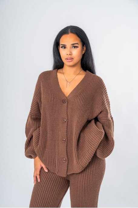 Ensemble gilet oversize en maille marron - vue portrait