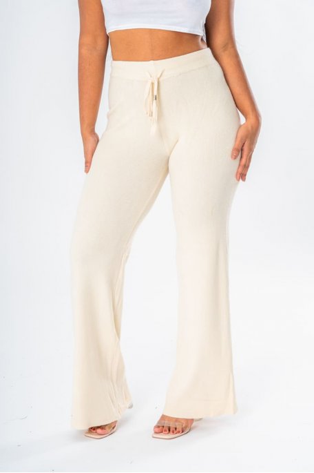 Fluid beige knit pants