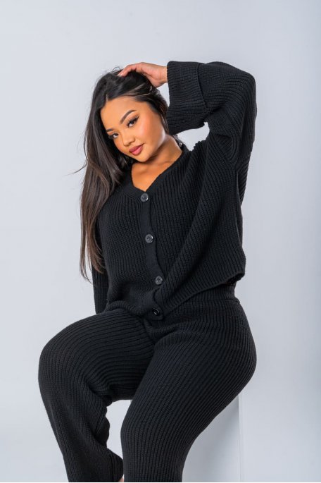 Black knitted cardigan-trousers set