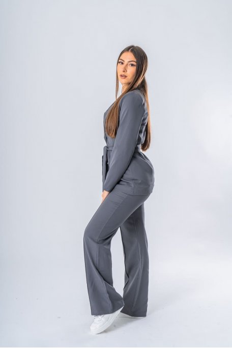 Ensemble coloris gris tailleur ceinture pantalon droit - vue de profil