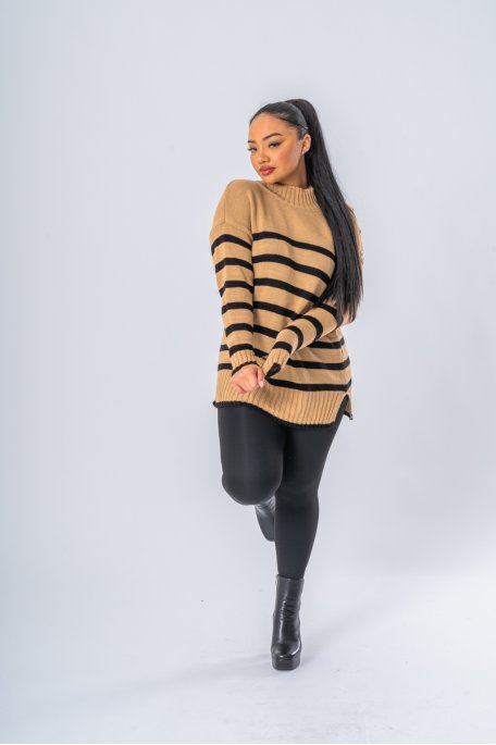 Pull oversize rayé boutons officiers camel - vue face entier