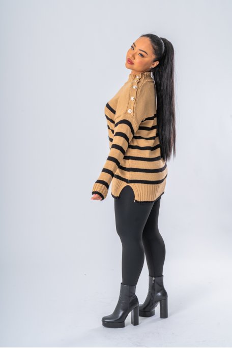 Pull oversize rayé boutons officiers camel - vue profil