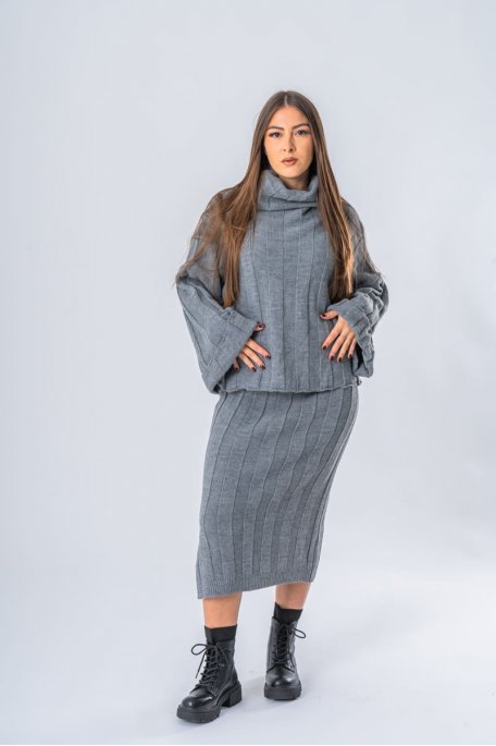 Grey knit skirt set