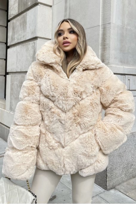 Manteau fausse fourrure molletonnée beige