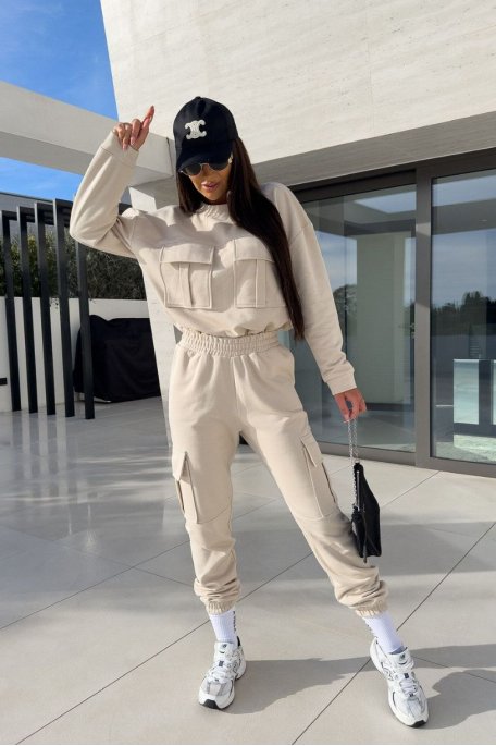 Beige jogging suit with cargo pockets