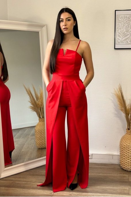 Jumpsuit with straps and red split pants