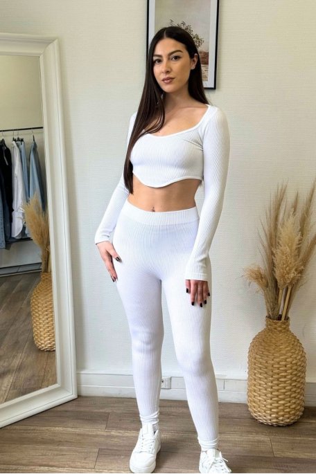 White crop top and leggings set