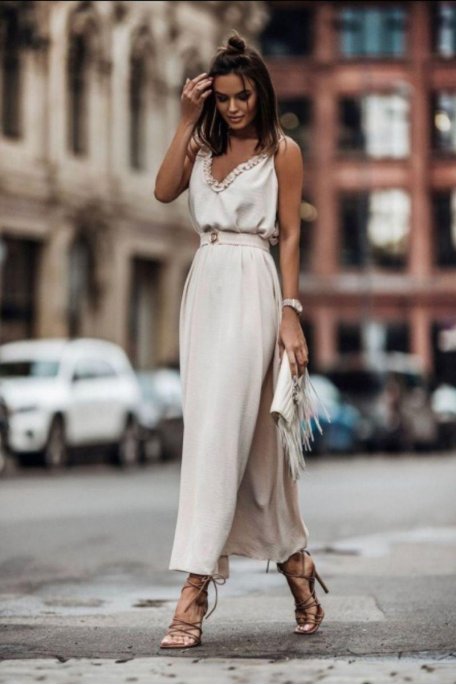 Fluid long dress with beige belted straps